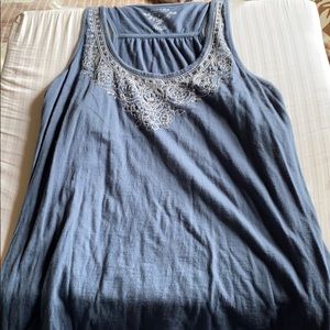 Tank top with lacy design